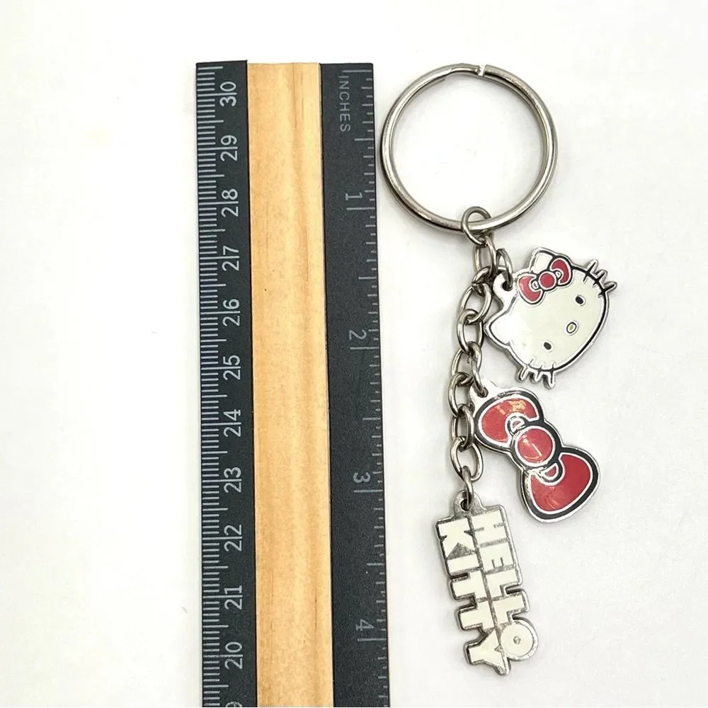 HELLO KITTY Sanrio 2011‎ Officially Licensed Key Chain